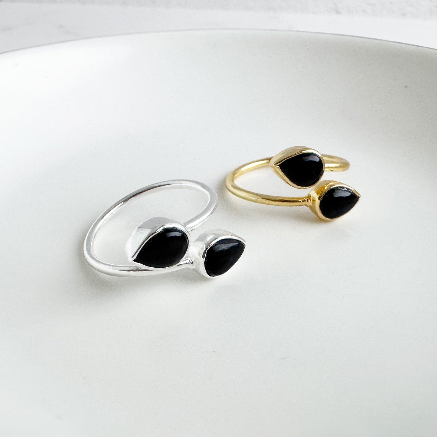 Double Teardrop Stone Wrap Ring in Black Onyx
