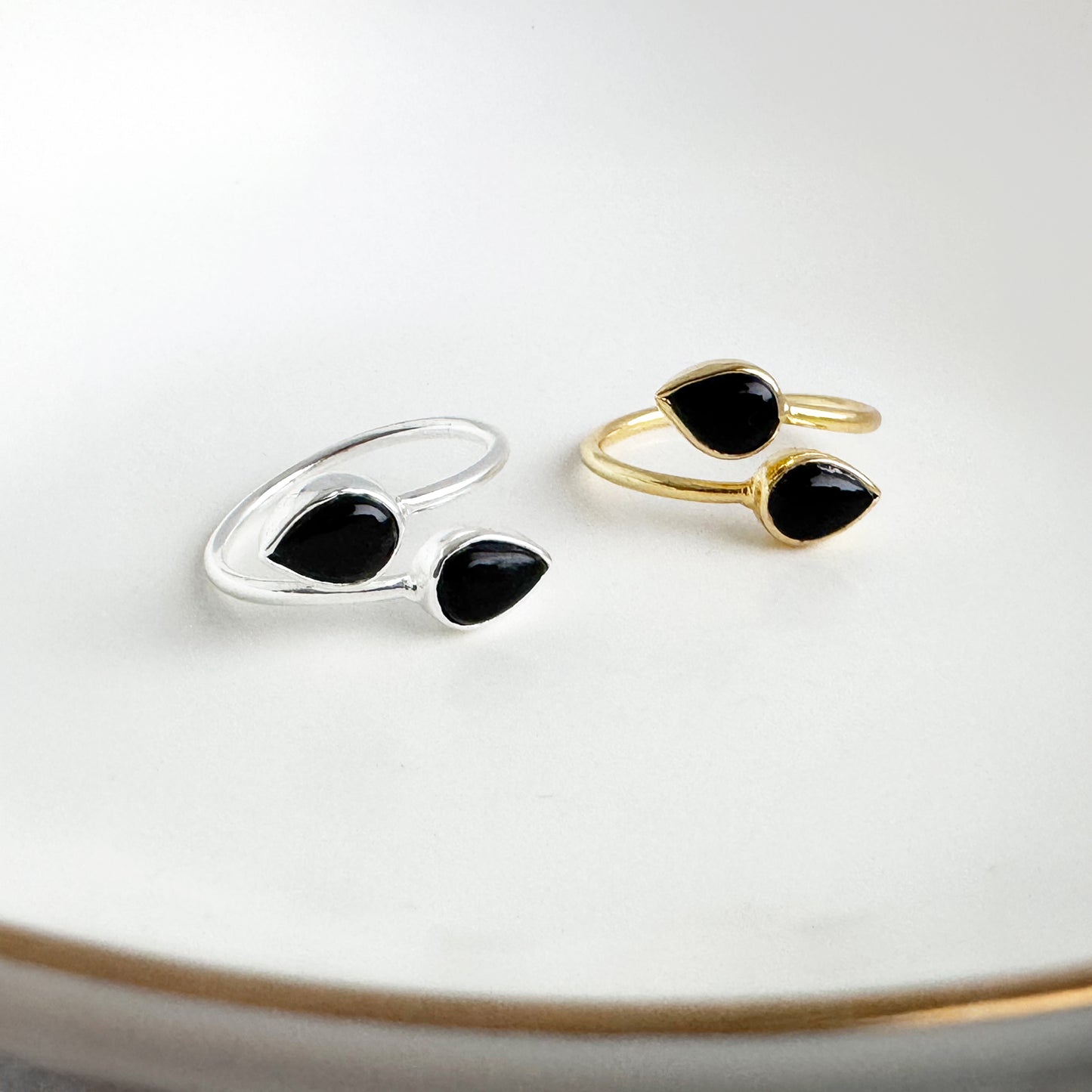 Double Teardrop Stone Wrap Ring in Black Onyx