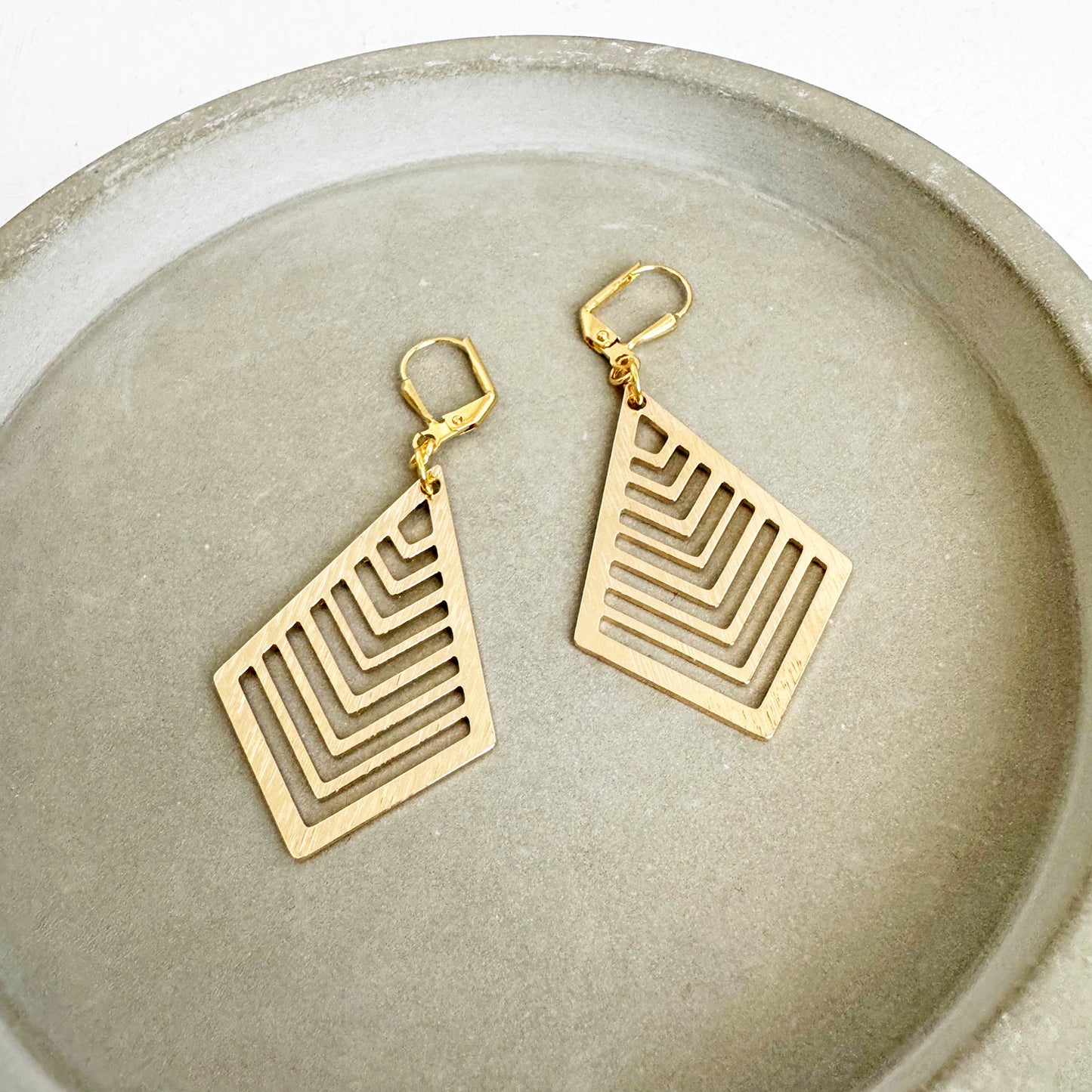 Kite Dangle Earrings in Brushed Gold