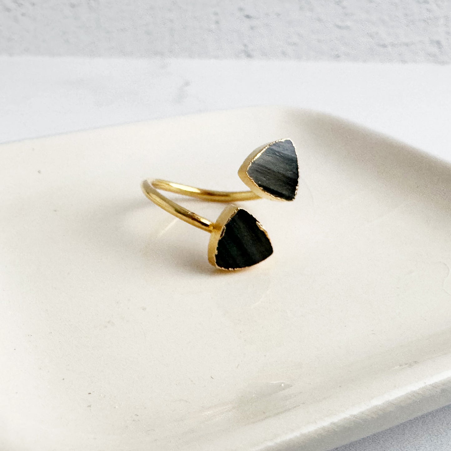 Double Triangle Stone Wrap Ring in Labradorite