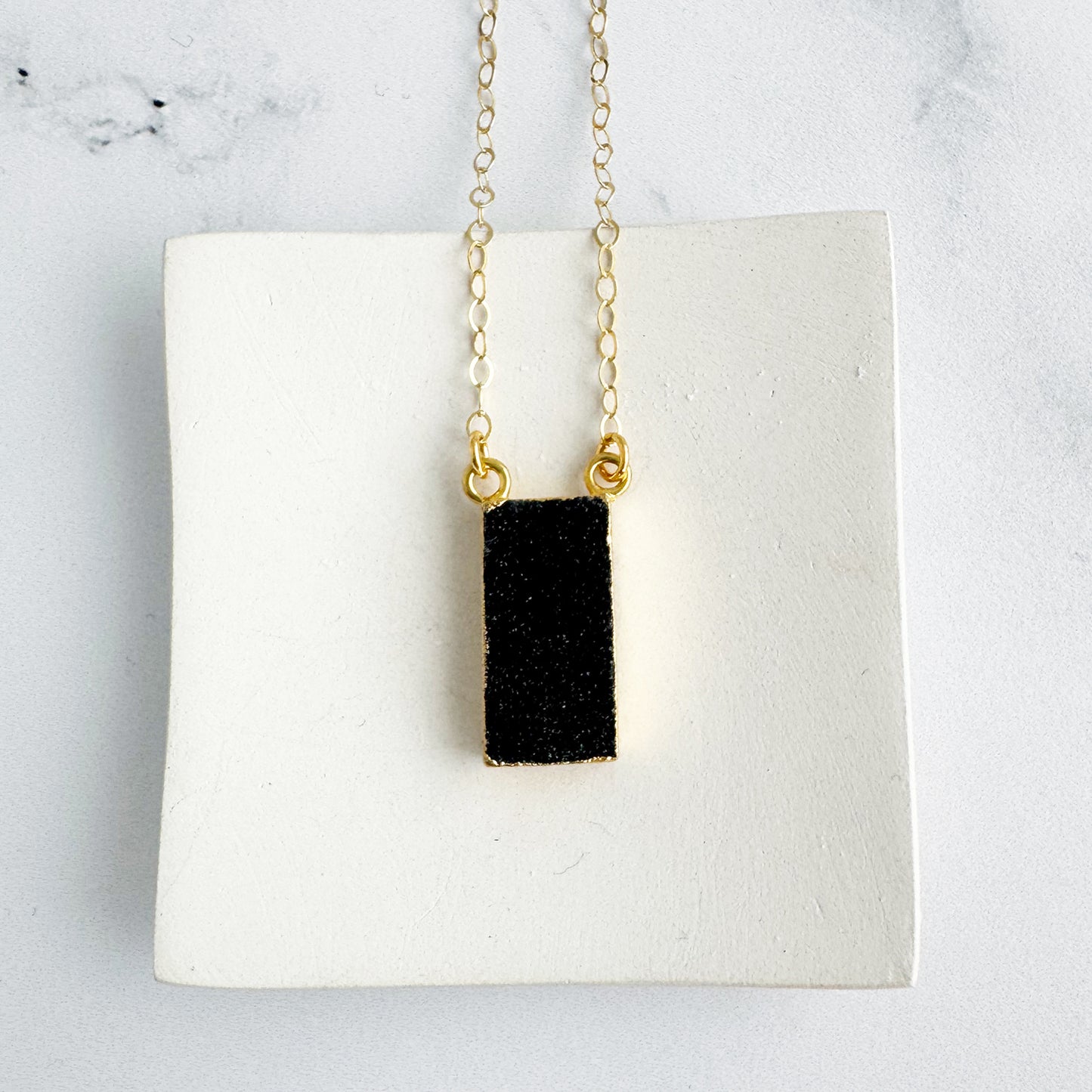 Vertical Bar Necklace in Gold – Black Druzy