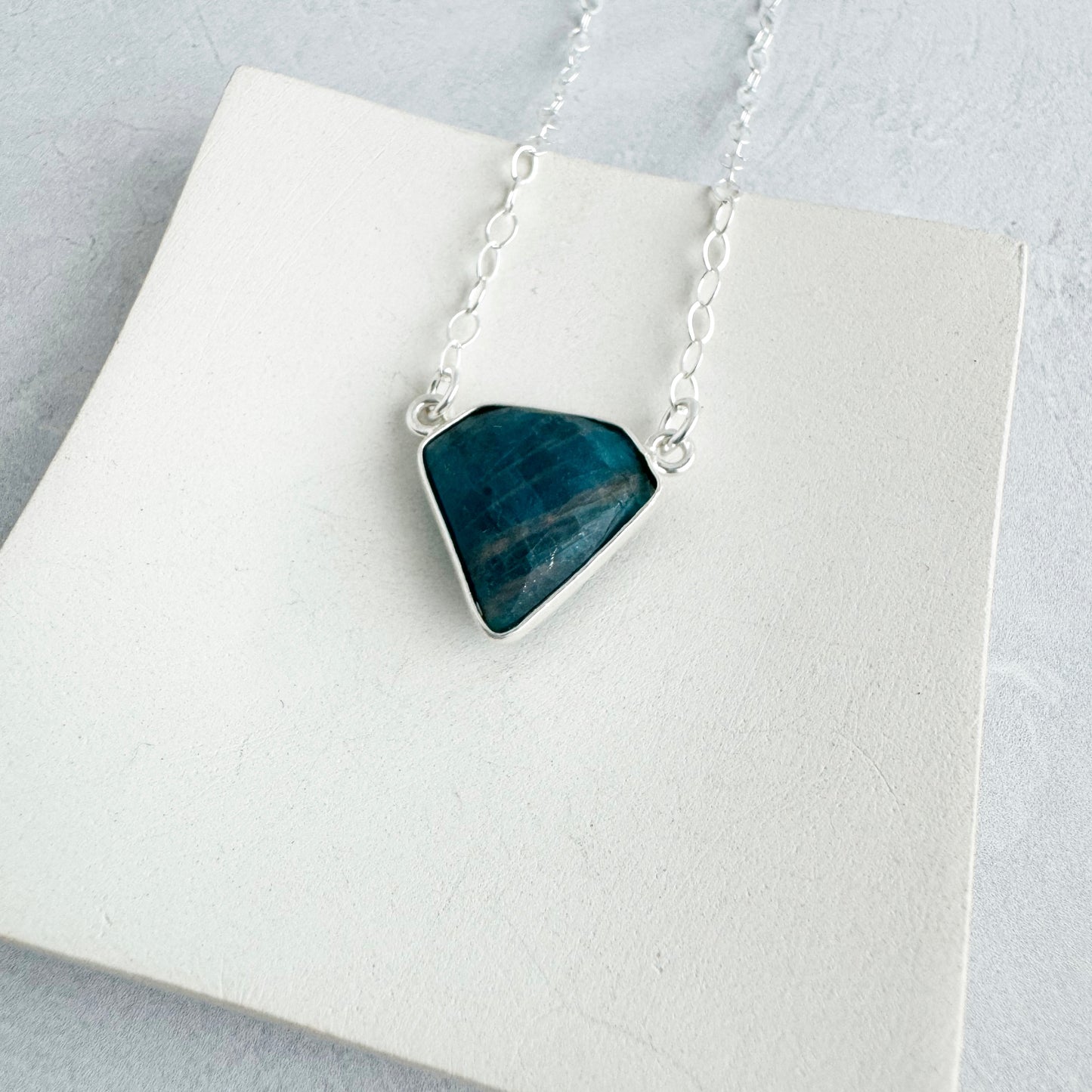 Dainty Triangle Bezel Necklace - Apatite