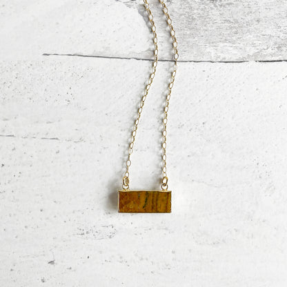 Jasper Bar Necklace in Gold