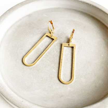 Simple Horseshoe Earrings in Gold