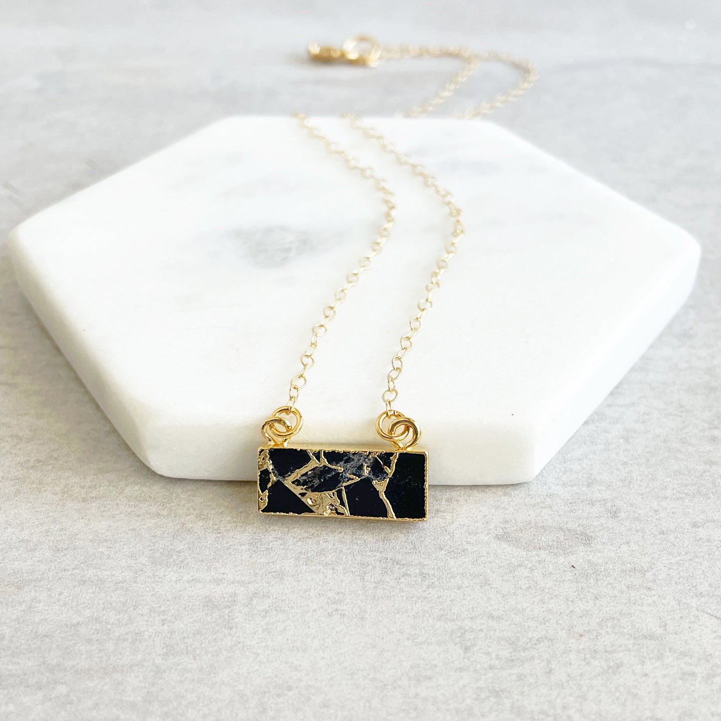 Black Mojave Bar Necklace in Gold